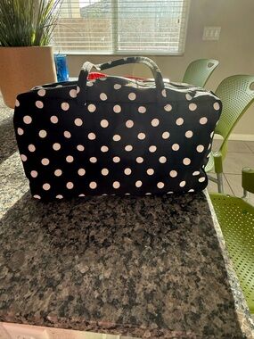 BAGGU Polka dot medium bowler Black w white dots.